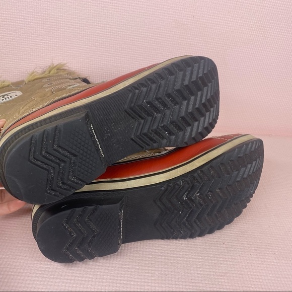 Sorel Tan Red Winter Fur Lined Snow Boots - Picture 6 of 6